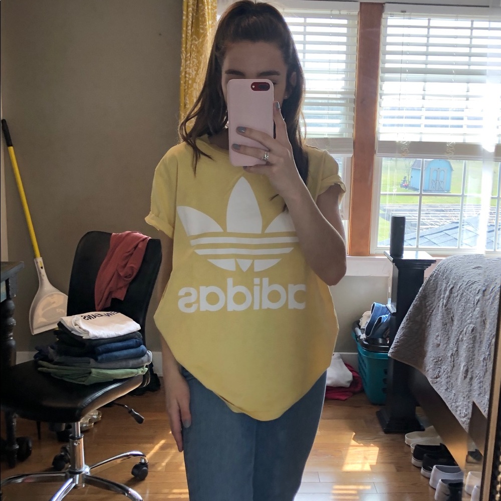 Adidas streetwear T-shirt
